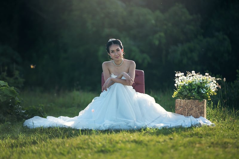 Bow Accents Wedding Dress